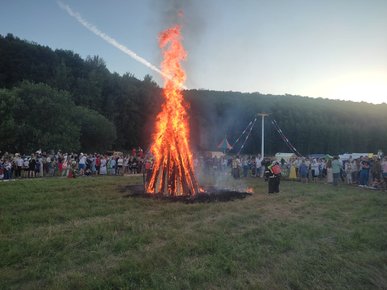 123